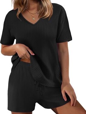 Amazon Black Ribbed V-Neck Lounge Set